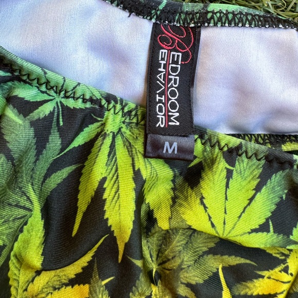 Rasta Colored Bikini Set - Picture 5 of 5